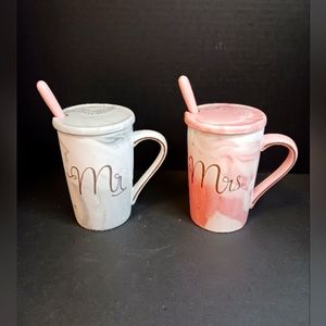 Set of two Mr and Mrs coffee mugs